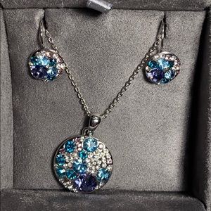 Sparky earrings and necklace